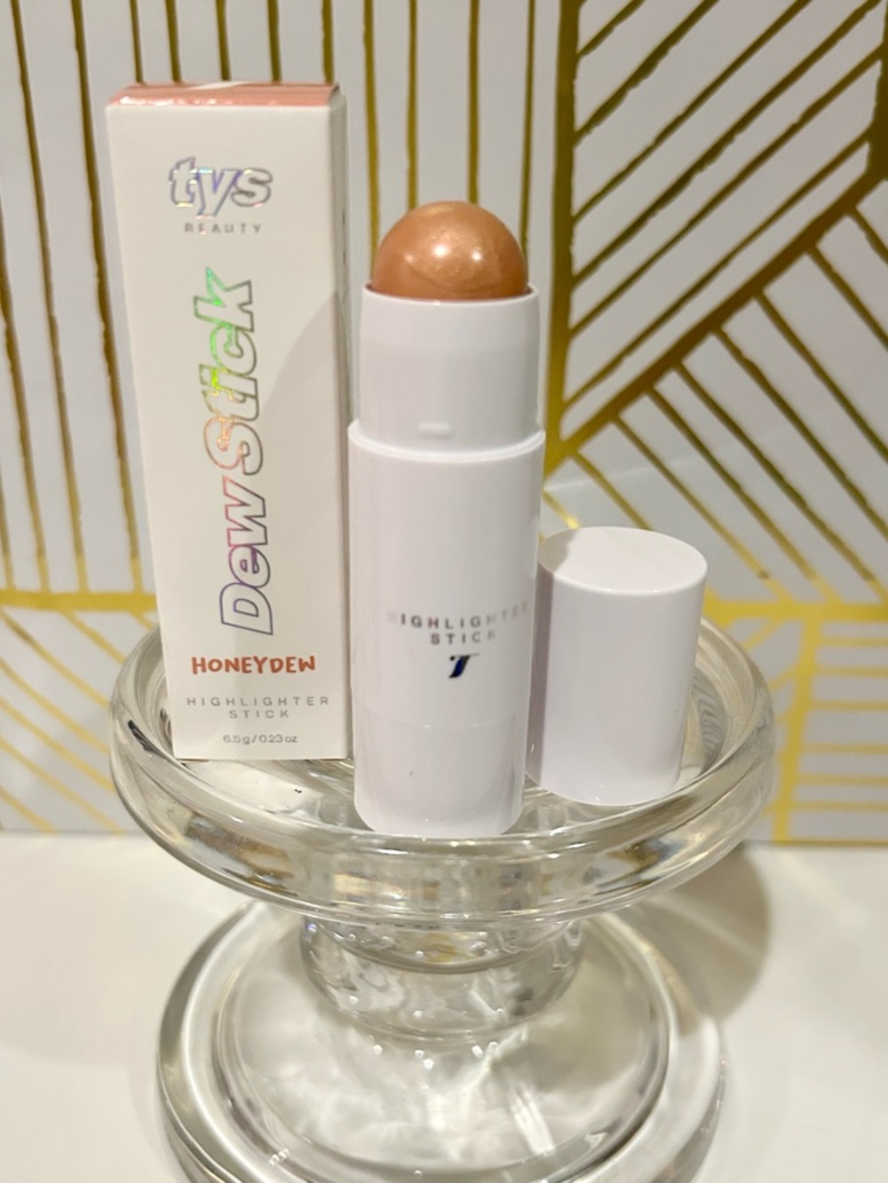 ✨ TYS Beauty Dew Stick Highlighter Honeydew | New in Box | Full Size ✨